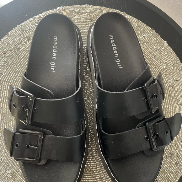Madden Girl Sandal New - Picture 3 of 5